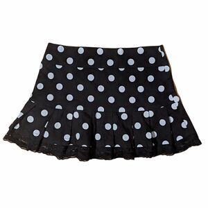 Black white polka dot plaited mini skirt size 3 @G